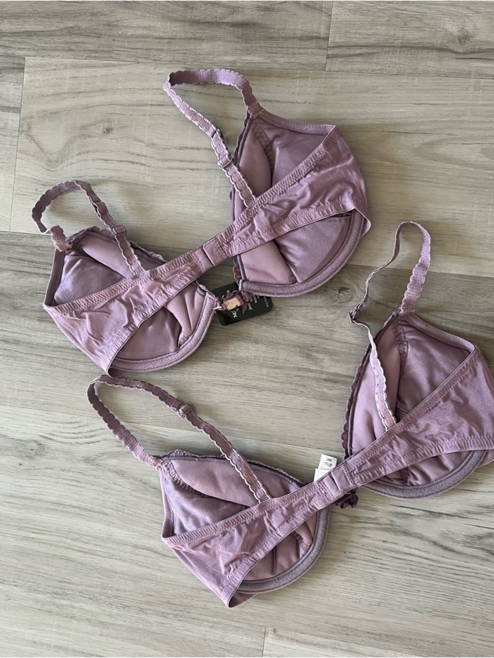 Vintage Victoria's Secret Embroidered Miracle Bra set with dolls kill thong NWT - Picture 6 of 17